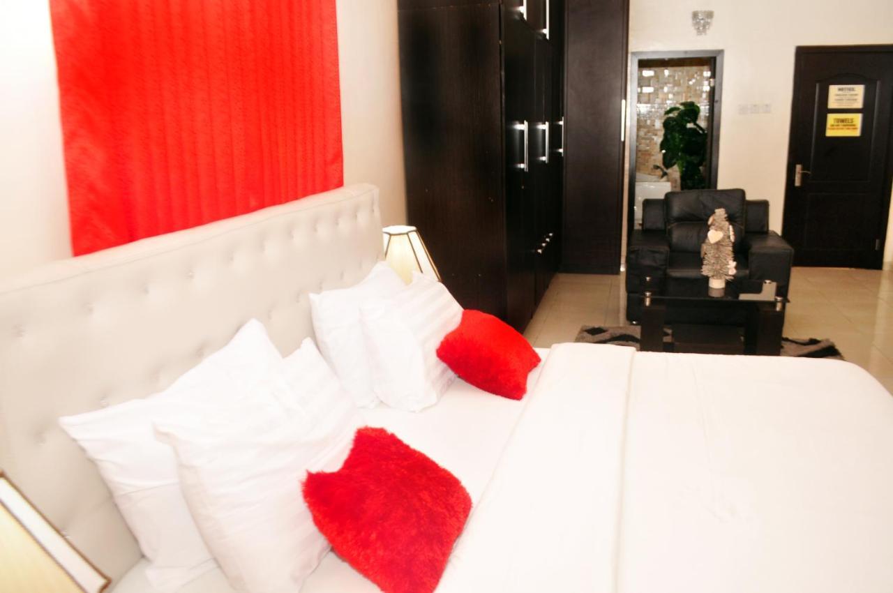 J Gibson Hotel 拉各斯 外观 照片